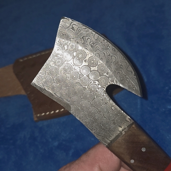 Tomahawk - Picture 3 of 6